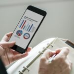 App for data collection on mobile devices person-taking-notes-from-presentation